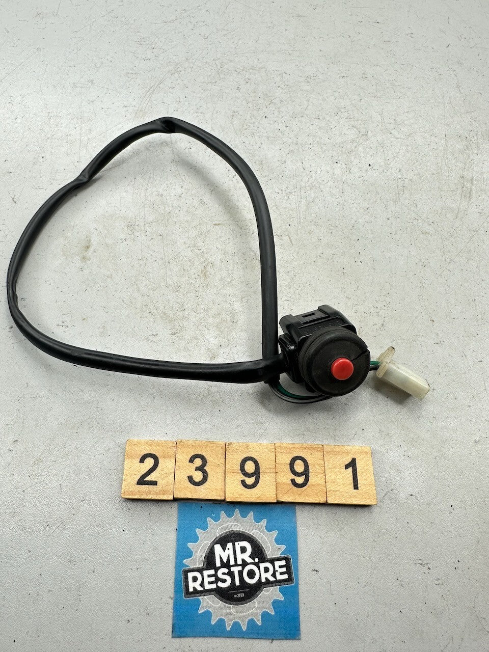 Thumpstar Hunge 10 110 - Engine Stop Kill Switch
