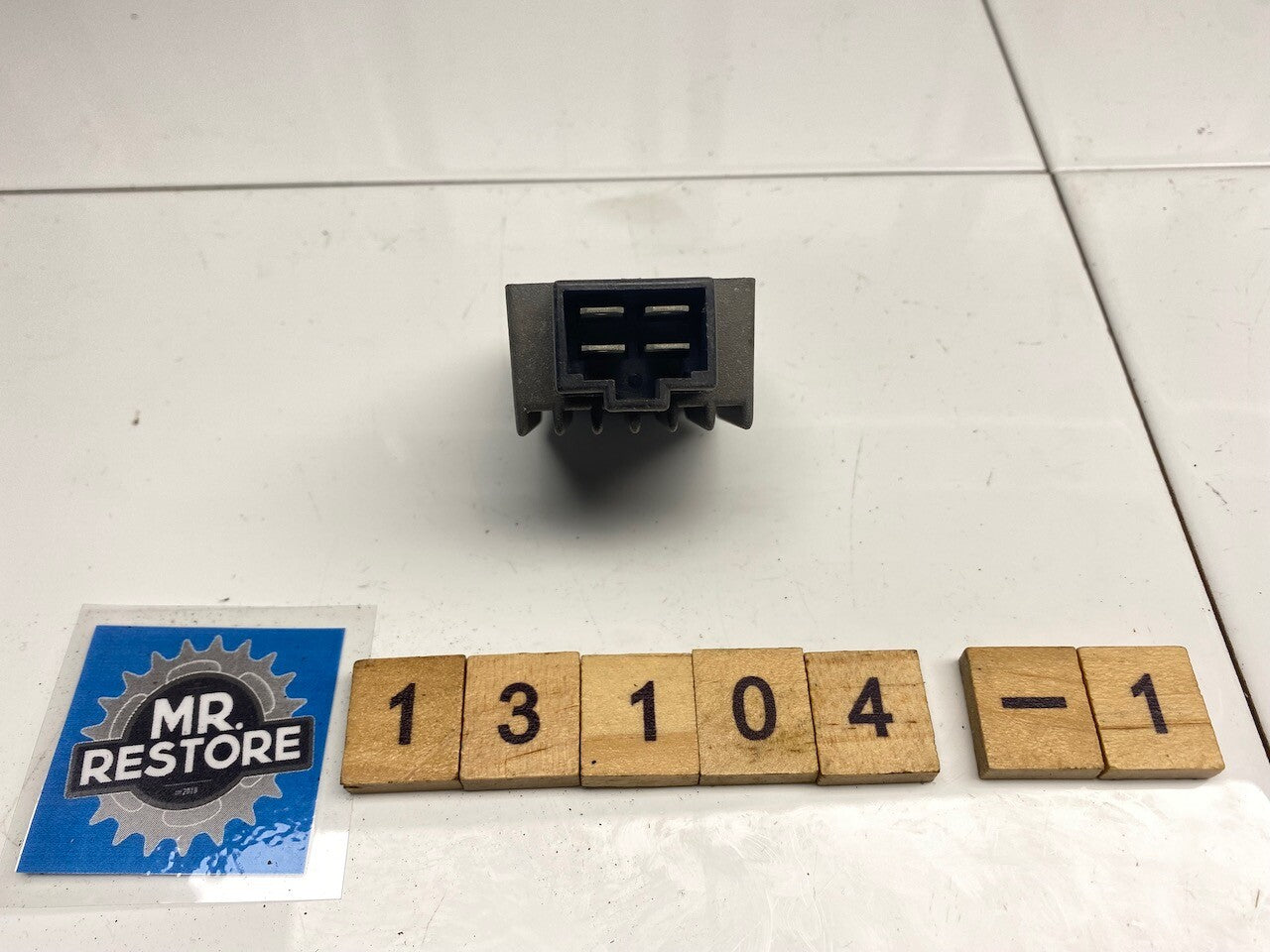 Yamaha XT225 TW200 SH50 Voltage Regulator 1KH-81960