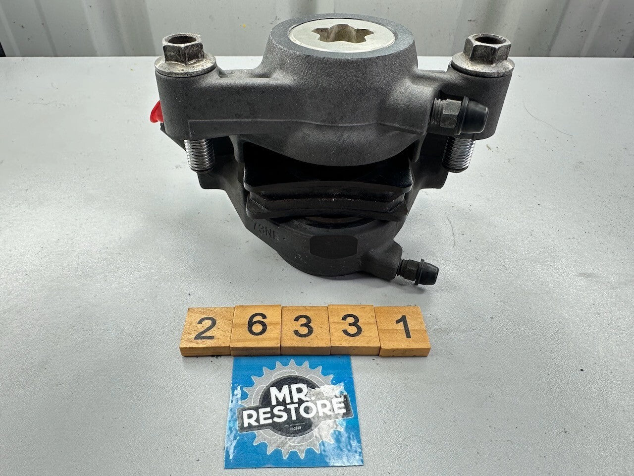 Yamaha XJR1300 Rear Brake Caliper 5EA-2580W-30  5EA-2580W-30-00 (tested)