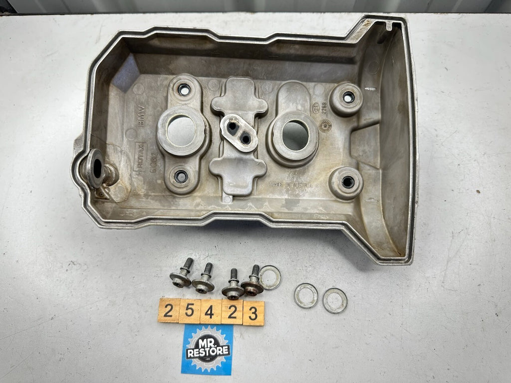BMW F800S F800ST F800GT F800R F800GS Cylinder Head Rocker Cover 11127708064