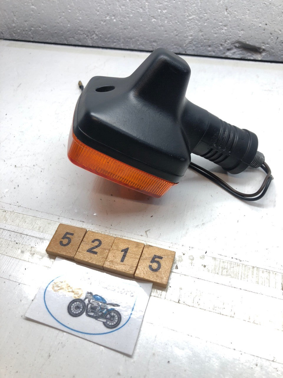 Yamaha TDR 250 XT 600 OEM Rear Left Indicator