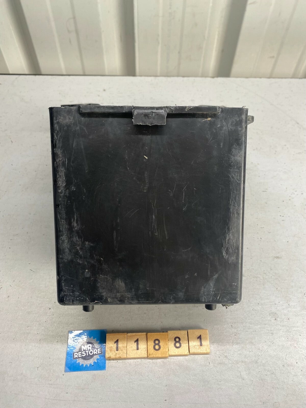 Kawasaki GPZ1000RX Battery Box 32097-1116