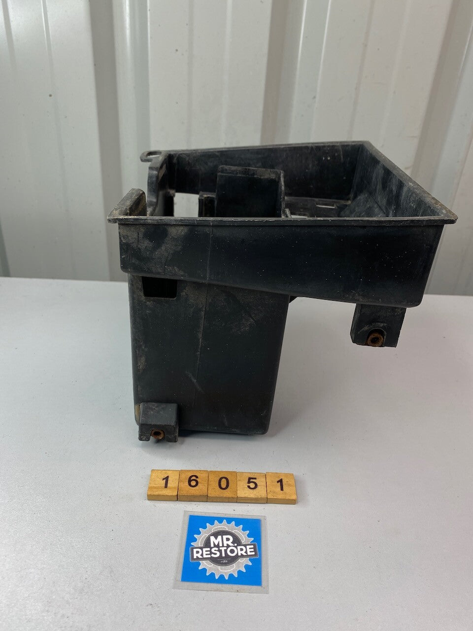 Kawasaki GPZ900 R ZX900 Battery Case Holder 32097-1102