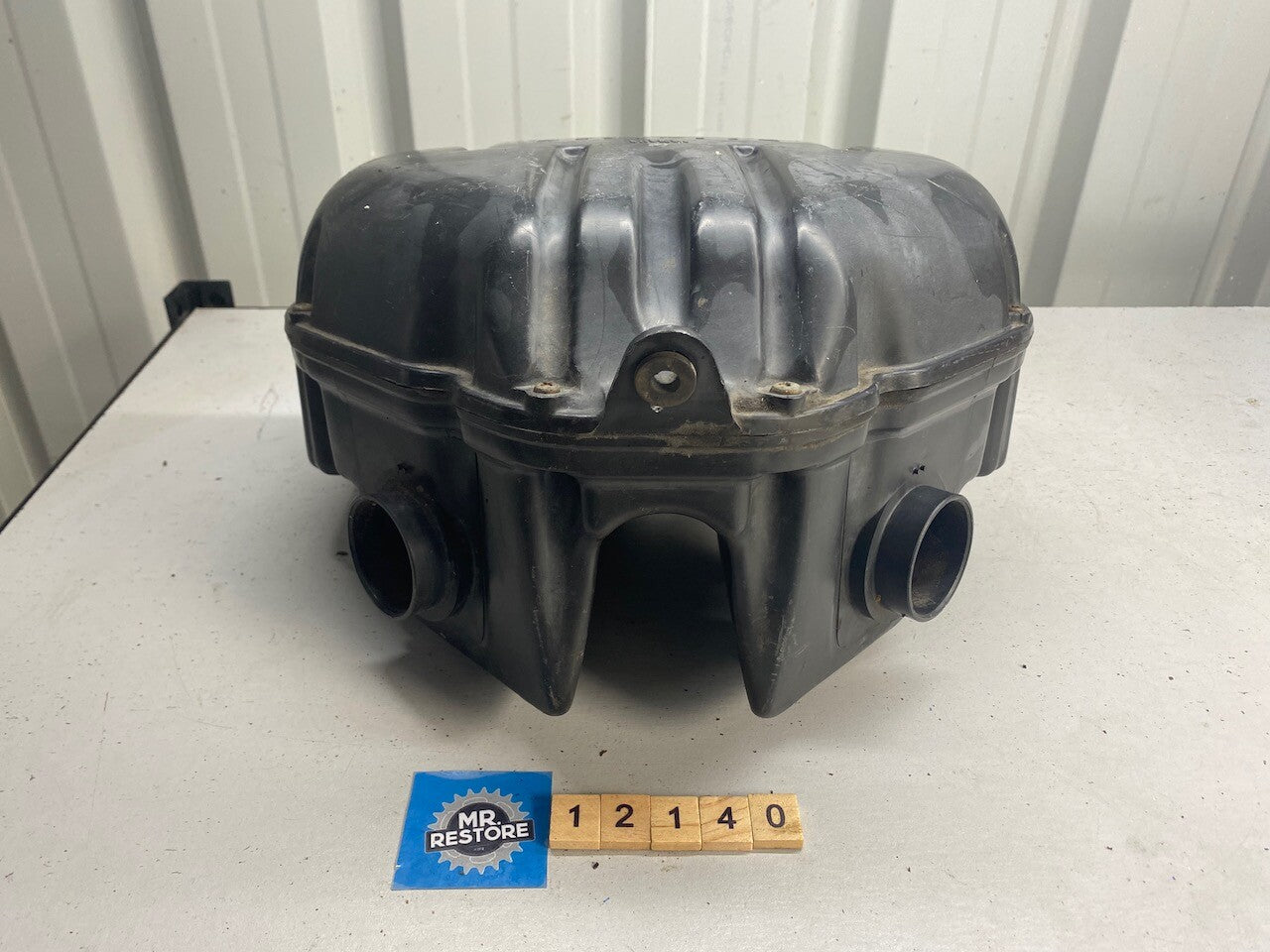 Yamaha YZF600R Thundercat 1996 Air Cleaner Box, 2 Rubbers & Clips 4TV