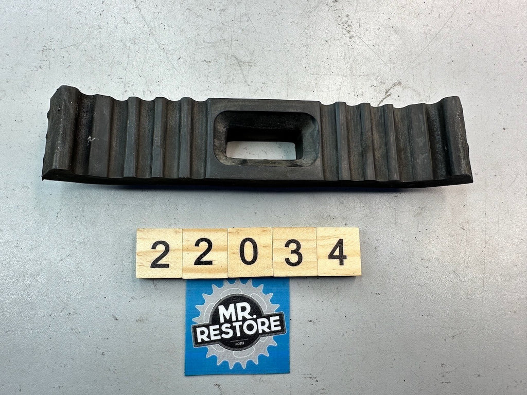 Yamaha XJ900S FZR600 YZF600R Fuel Tank Locating Damper 2 - 33M-24182-01