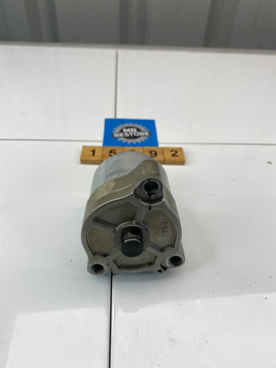 Suzuki GSX250F Across GSF250 Bandit - Mikuni Oil Pump 16400-05C01