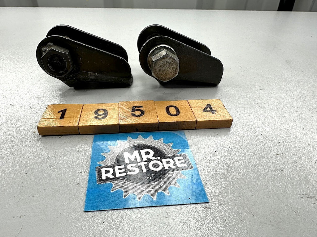 Yamaha RZ250 RZ350 RD350 RD250 YPVS Pair of Engine Stays & Bolts 3 & 4