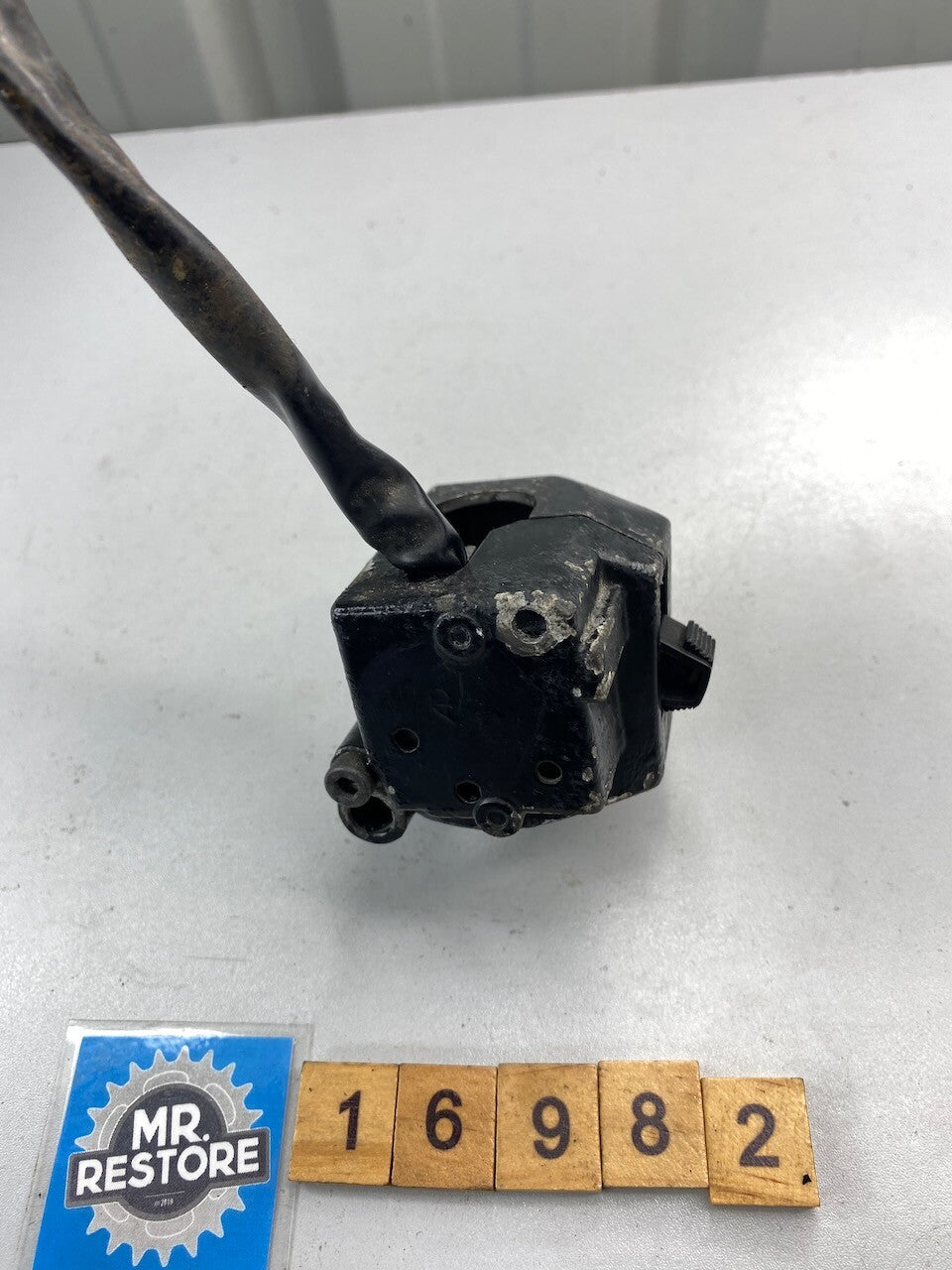 Yamaha TZR250 OEM L/H Handlebar Switch 