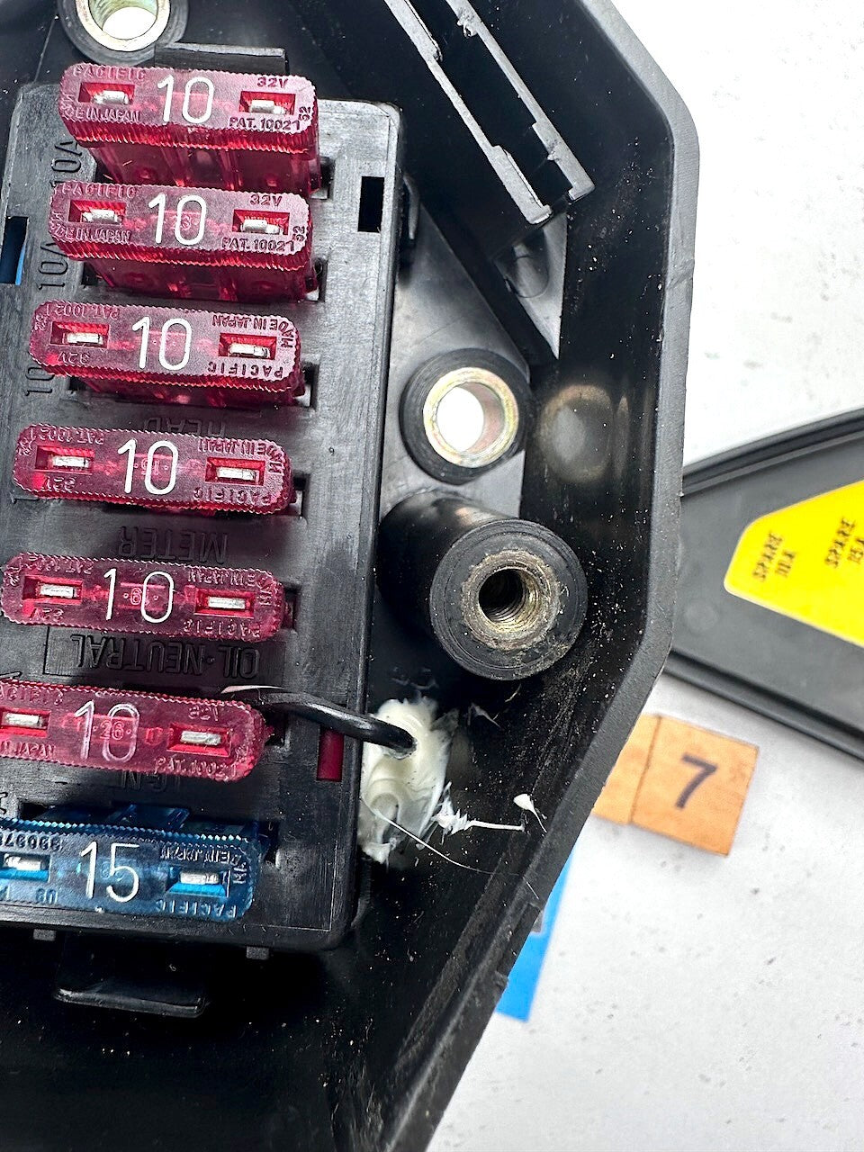 Honda VT1100 1987-93 Fuse Box 38200-MM8-881