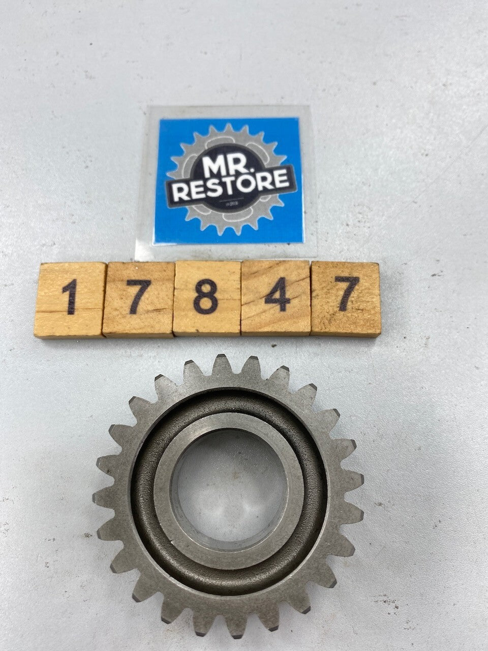 Yamaha SR500 SR400 XT500 TT500 Transmission 4th Pinion Gear 583-17141