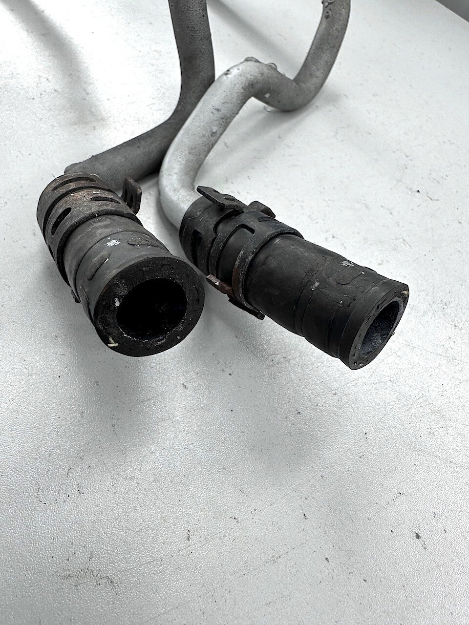 BMW F800S F800ST Water Cooling Pipes & Hoses 11447686372 11447686644