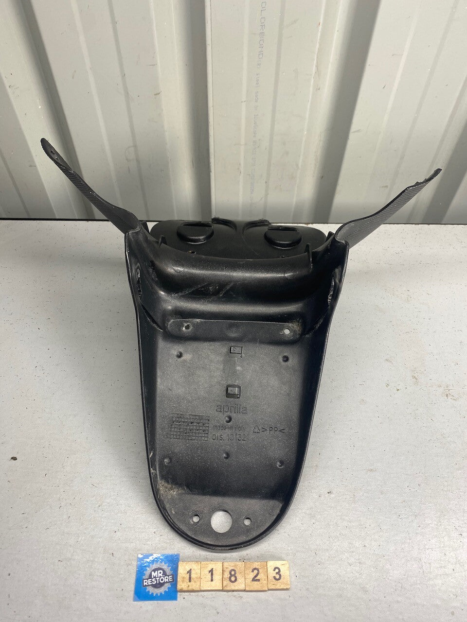 Aprilia SR50 Di-Tech Rear Mudguard Fender Reg Plate Holder DIS.101321