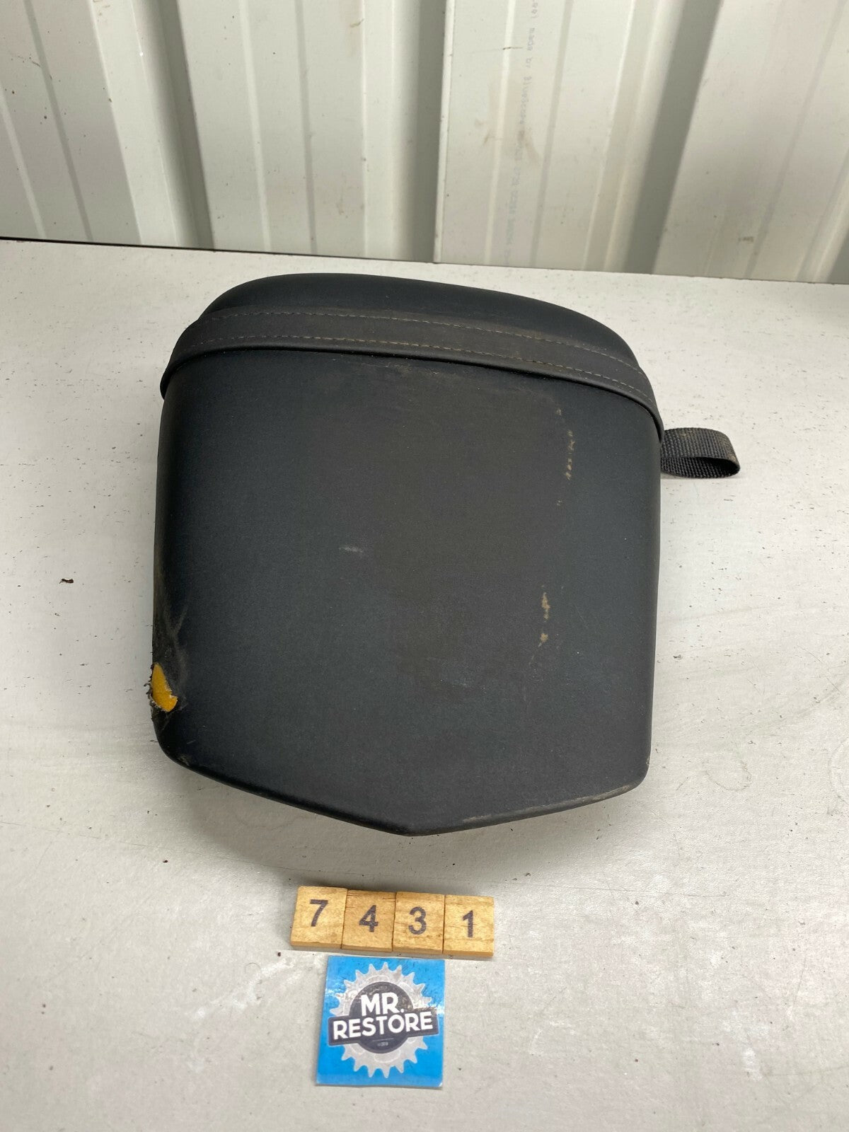 Yamaha YZF R6 Pillion Seat 2003 - 5SL-24750-00
