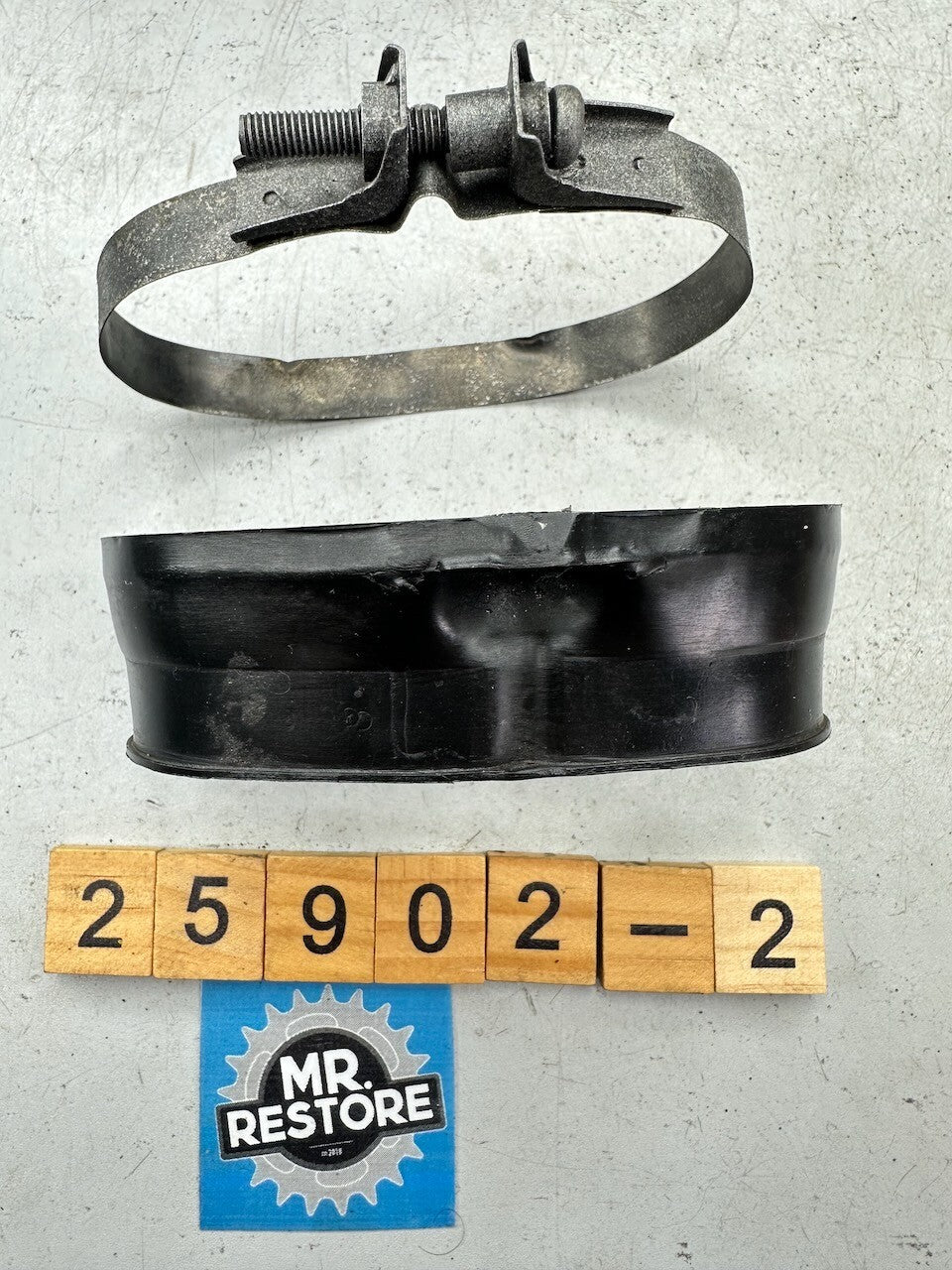 Kawasaki Z1300 KZ1300 '79-82' ZG1300 Carburettor Holder 16065-1016