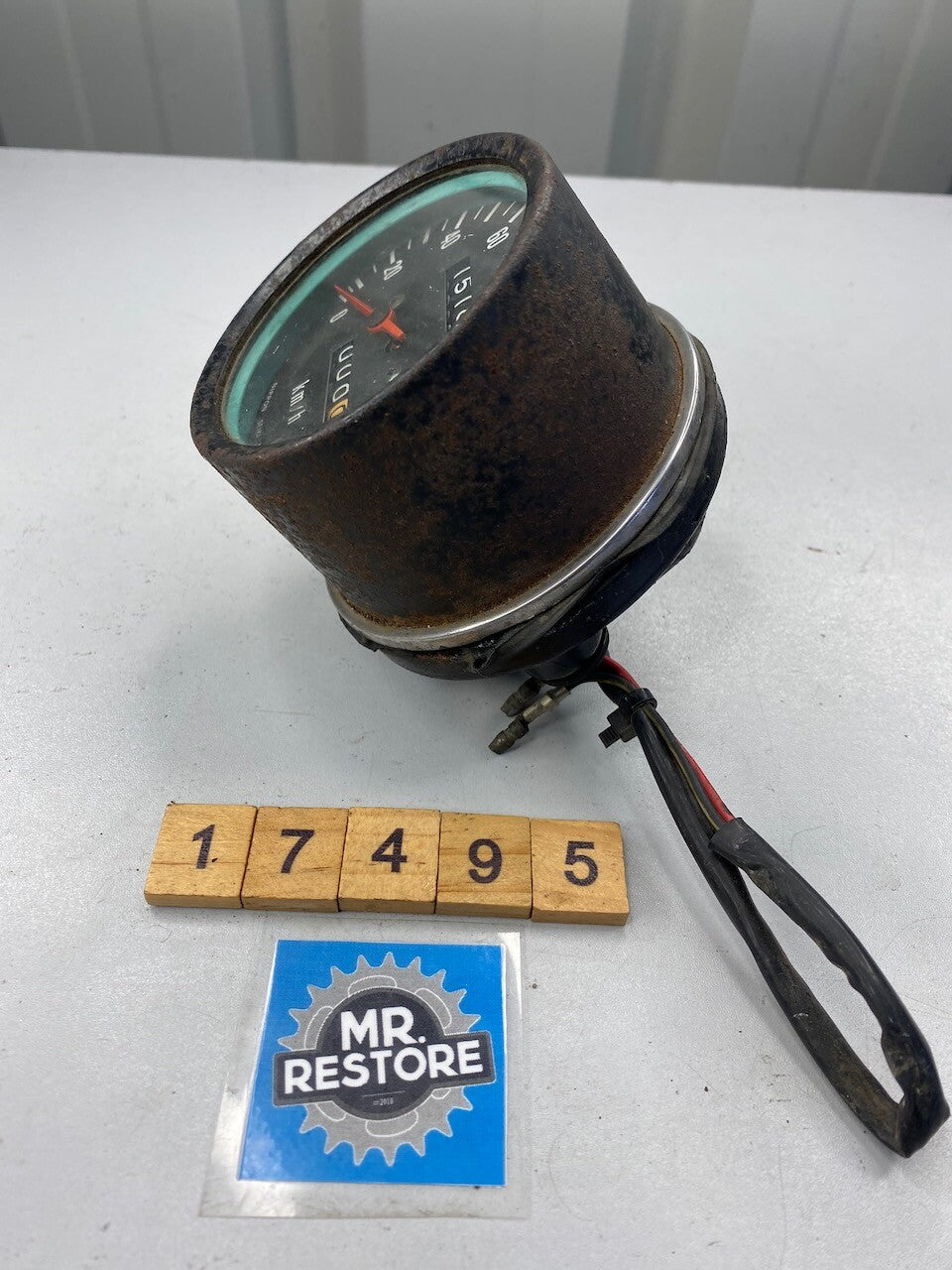 Kawasaki KE175 Speedometer KMH Only showing 15,000ks - Tested