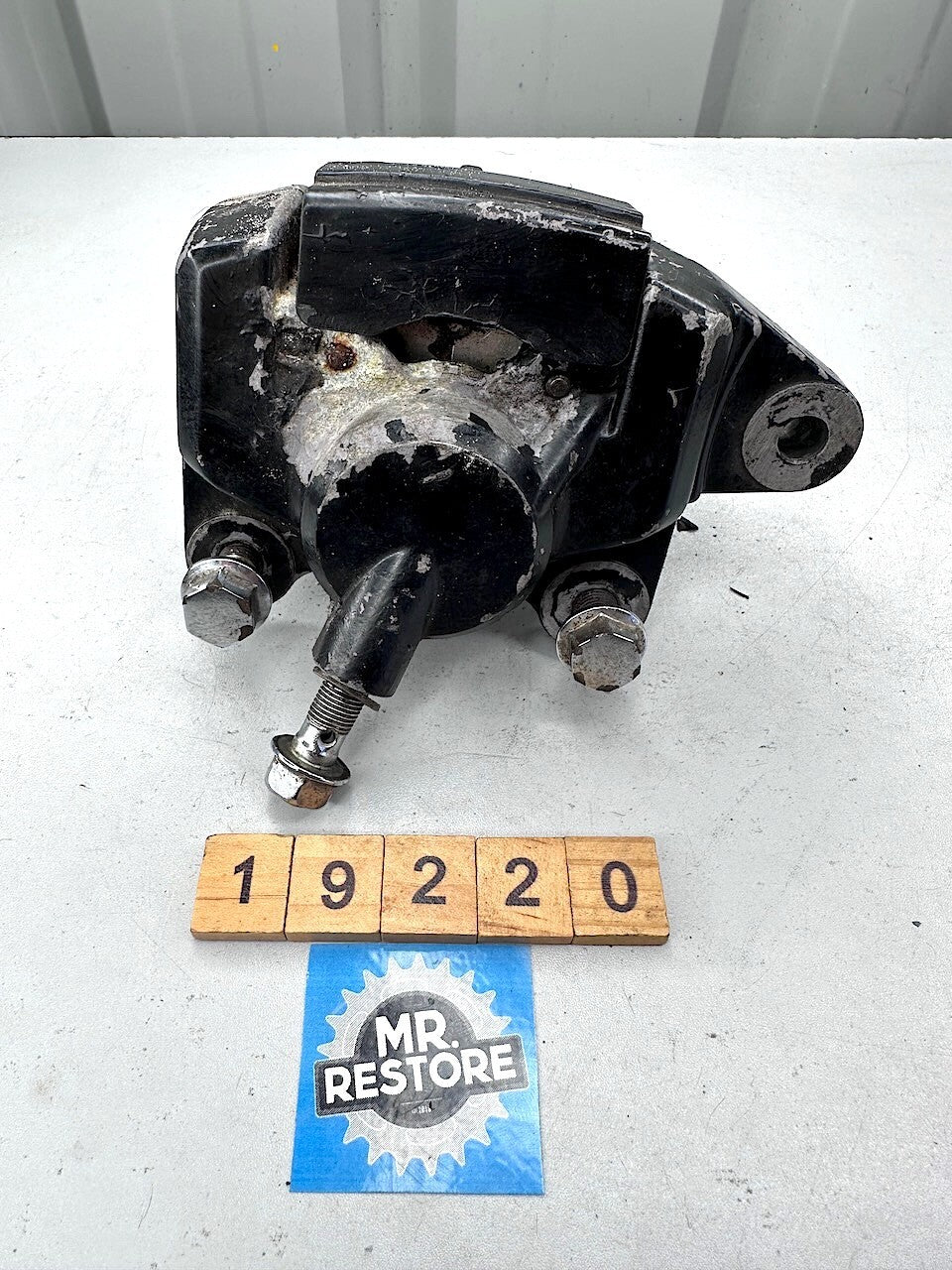 Suzuki GS1100 GS850 GS650 GS500 GSX400 Rear Brake Caliper 69100-34201
