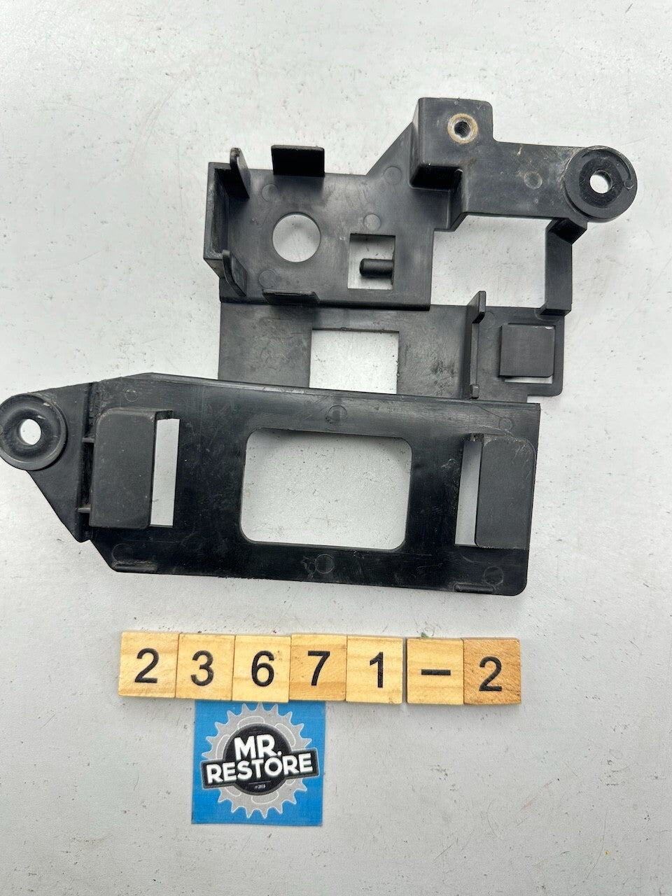 Kawasaki ZZR250 EX250 '88-07' Electric Bracket 11045-1578