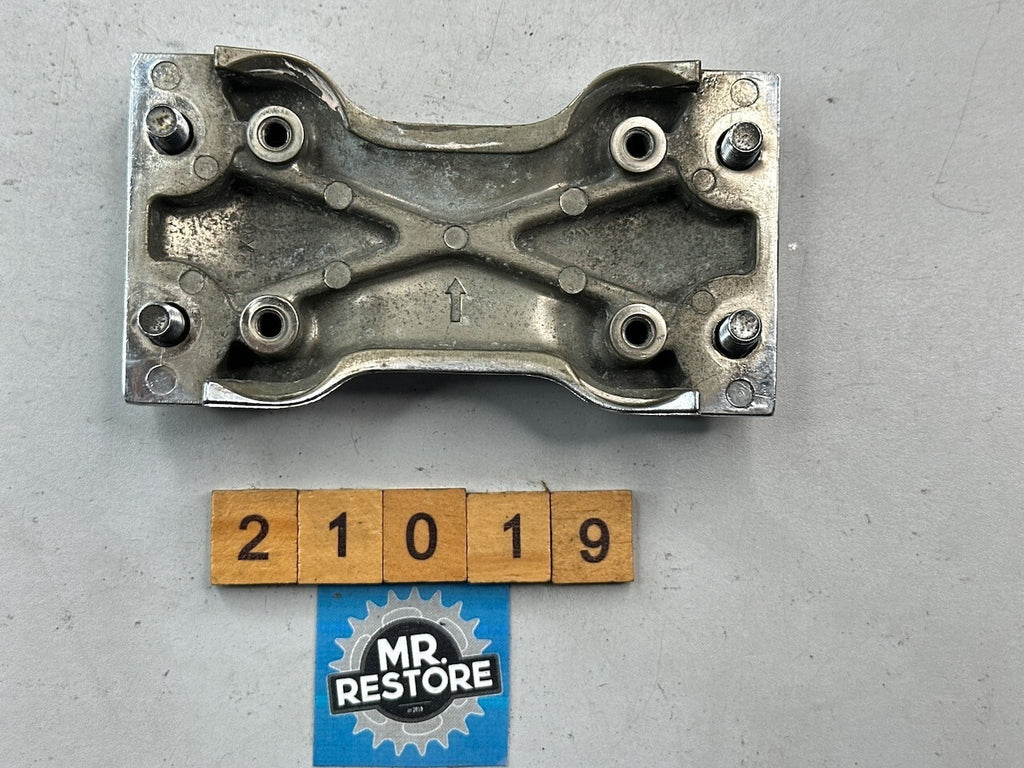 Yamaha XV1100 XV1000 XV750 Virago Chrome Fork Brace & Bolts 42H-2313A-01