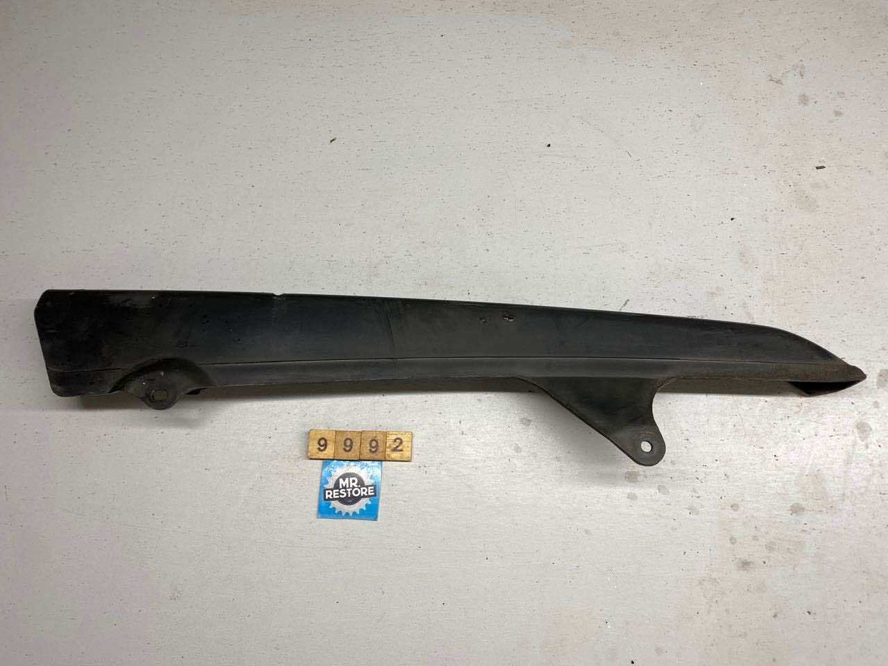 Yamaha FZ750 SRX250 RZ250 RZ350 29L-22311-00 Chain Guard OEM