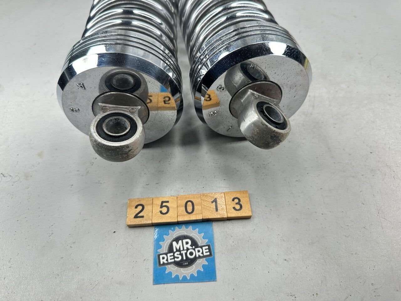 Yamaha V-Max 1200 VMX12 Pair or Rear OEM Shock Absorbers (VGC) 1FK-22210-00