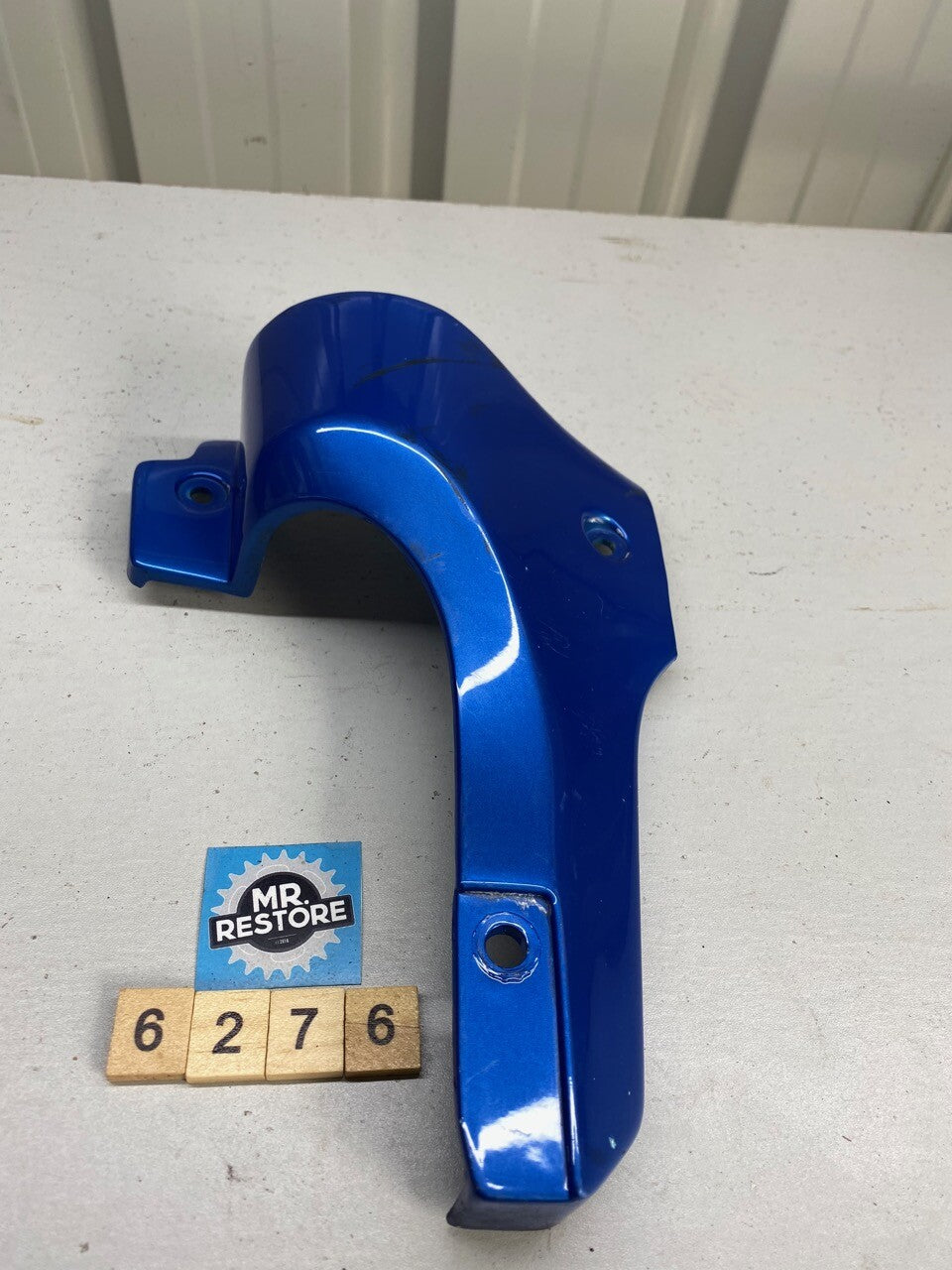 Triumph Tiger 93-98 900 Right Fork Cover 2300806DX