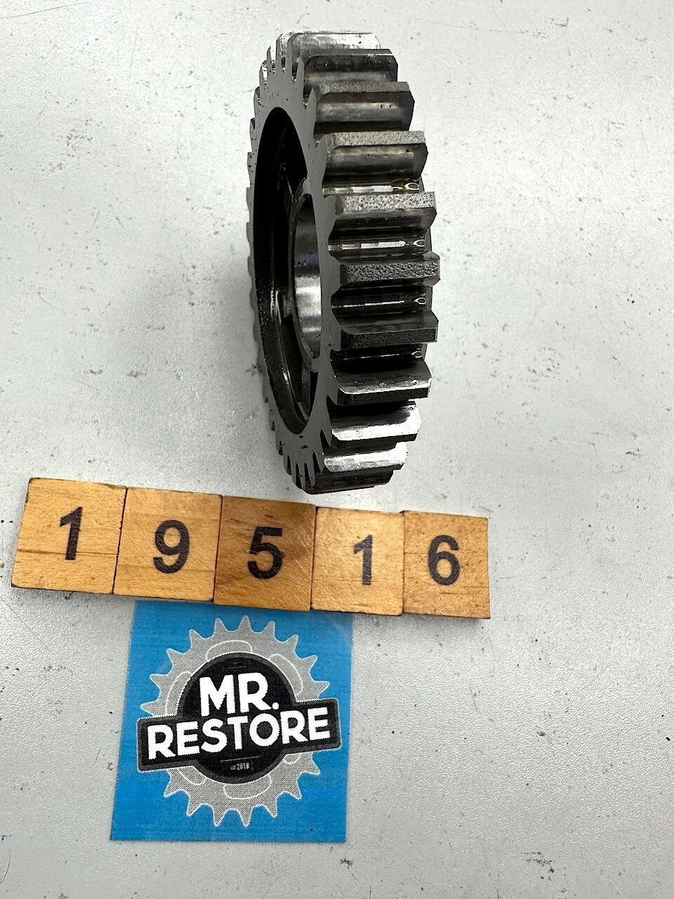 Yamaha RZ250 RZ350 RD350 RD250 YPVS Transmission 3rd Wheel Gear (29T) 29L-17231