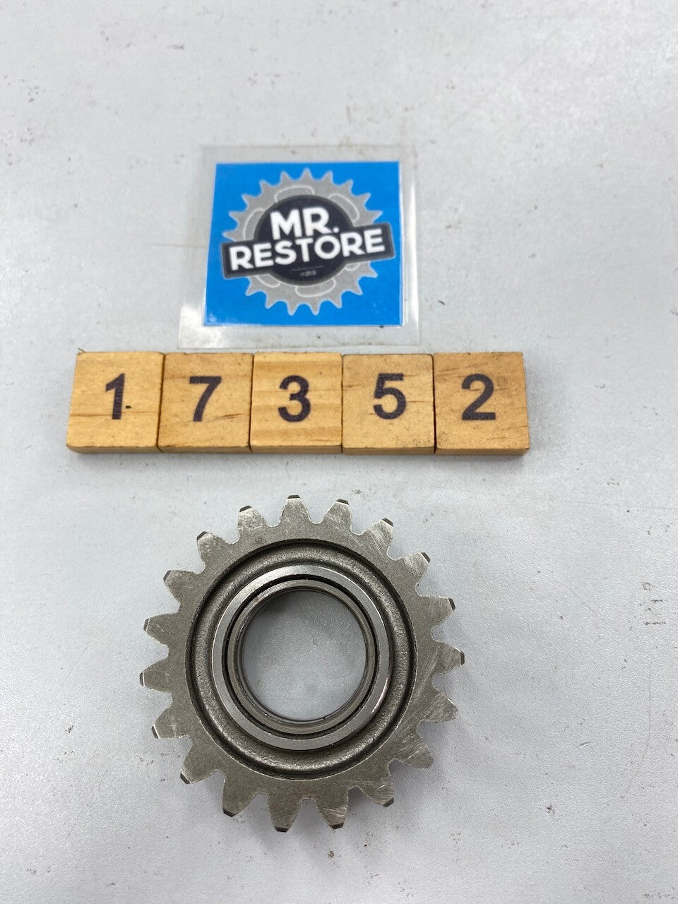 Suzuki RM125 1992-2000 5th Drive Gear (19T) 24251-43D00