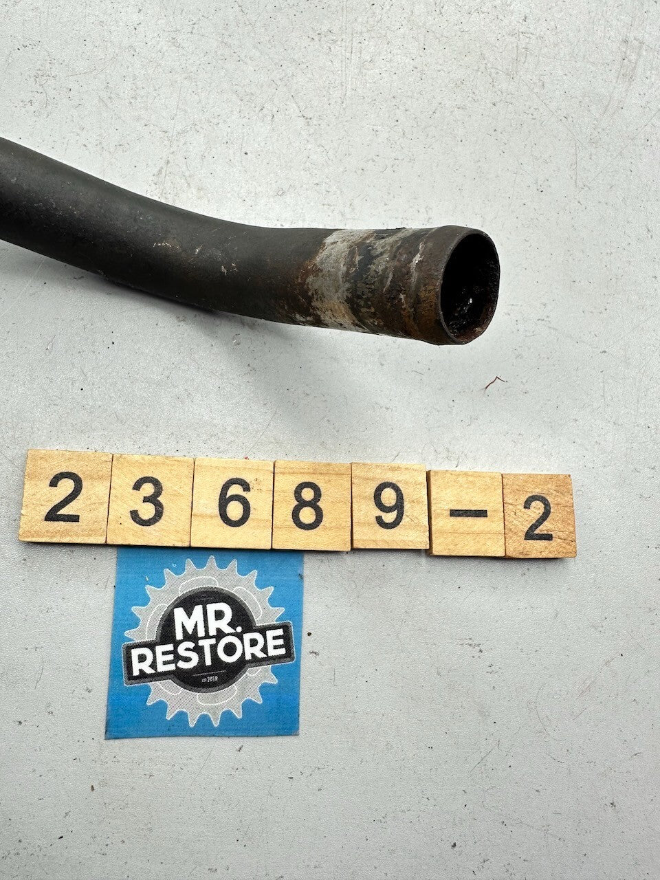 Kawasaki ZZR250 ZX250 EX250 KLE250 EL250 Pump Cylinder Pipe 32102-1624