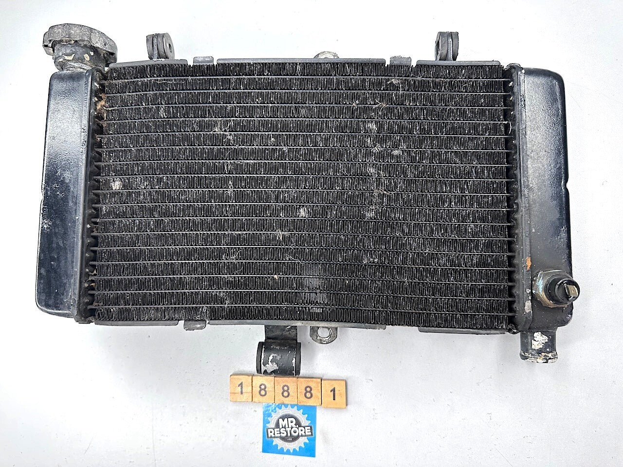 Honda CBR250RR MC22 Radiator 19010-KAZ-003