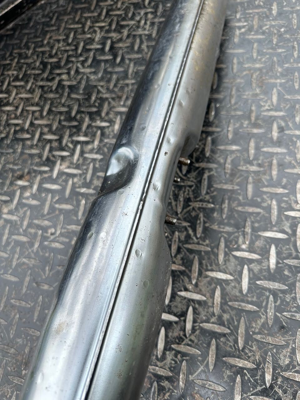 Suzuki GT250 L/H Exhaust Pipe Silencer Muffler & Baffle