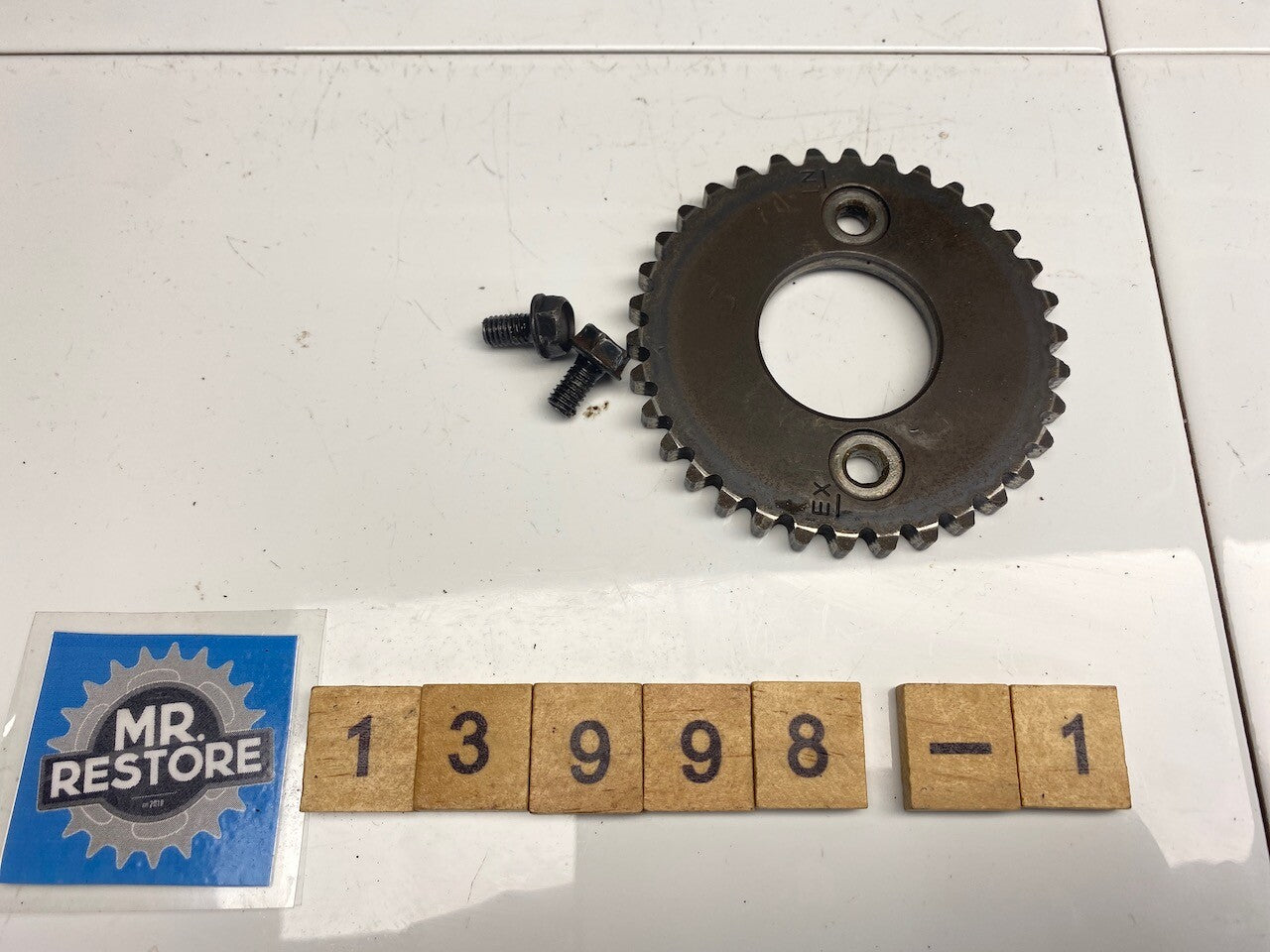 Kawasaki GPZ900R ZX900 Camshaft Sprocket - 12046-1082