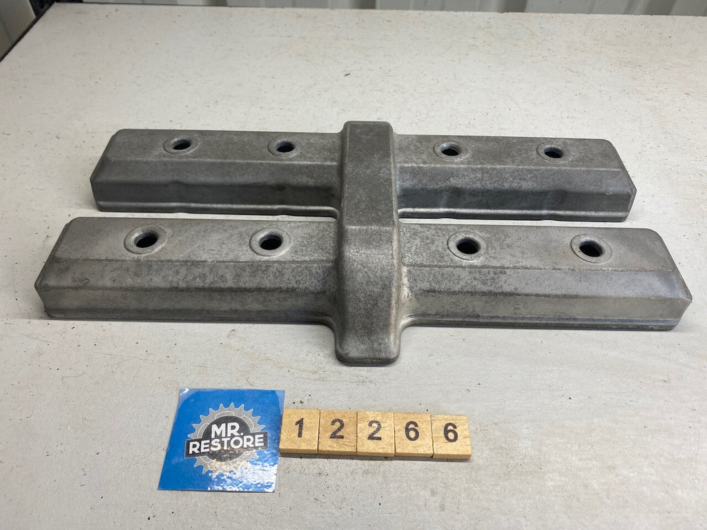 Yamaha FZR400 Cylinder Head Rocker Valve Cover 1WG-11191