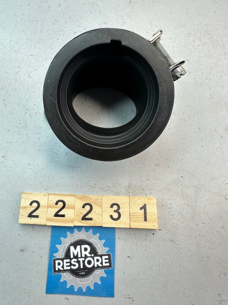 BMW G650GS Throttle Body Manifold Rubber Boot 7700189  11617700189