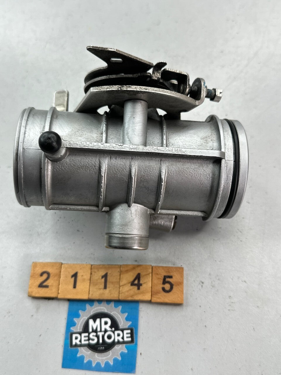 BMW R1100S R1150GS R1150RS R/H Throttle Body Butterfly 13541342496