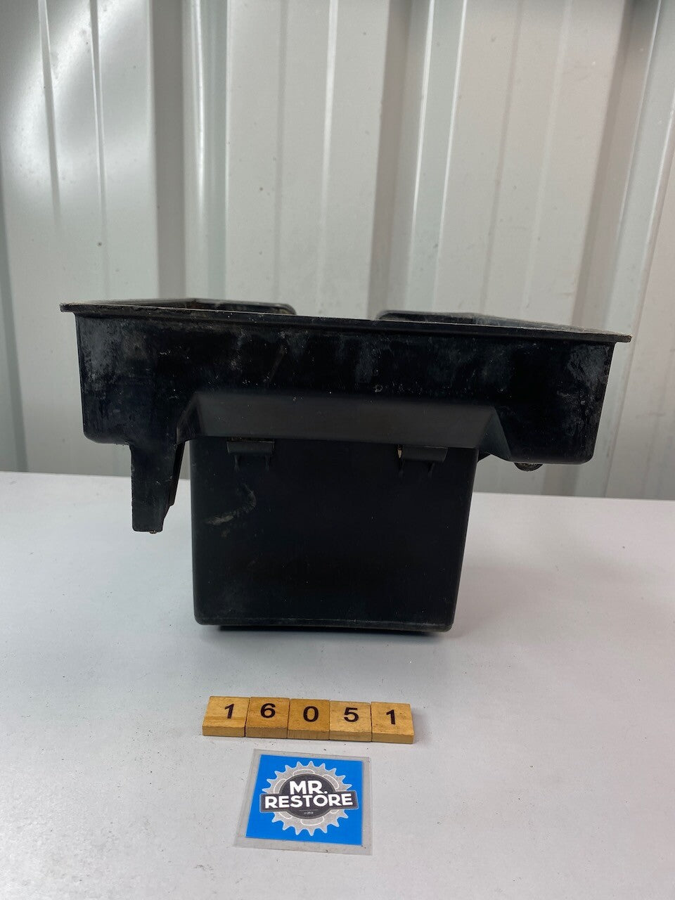 Kawasaki GPZ900 R ZX900 Battery Case Holder 32097-1102