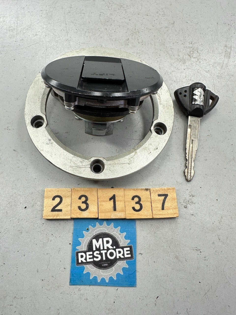 Suzuki GSXR1250 GSXR1000 GSXR750 GSXR600 GSF1200 GSF650 GSX1300 OEM Fuel Cap