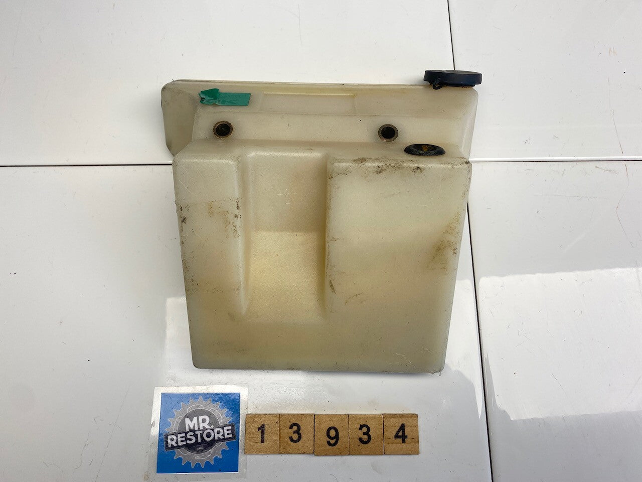 Triumph Tiger 900 T400 Coolant Reservoir & Cap