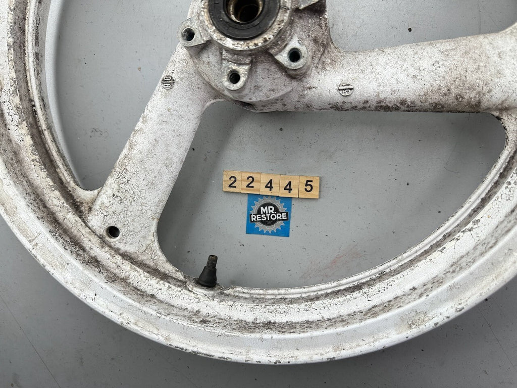 Yamaha FZR250 3LN Front Wheel 17 x 2.75 (F-44)
