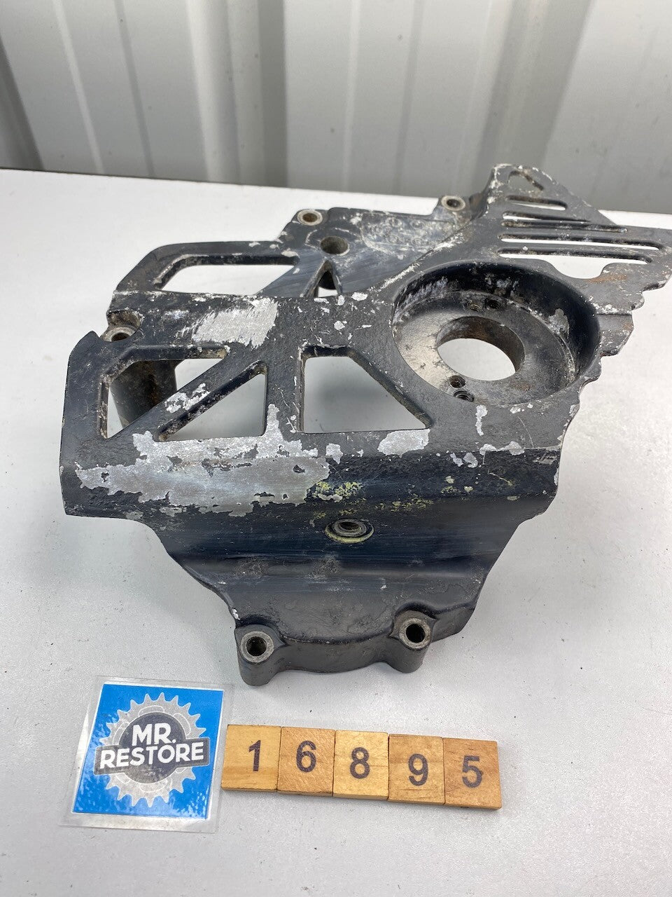 Suzuki GSXR400 1984-85 Engine Sprocket Cover 