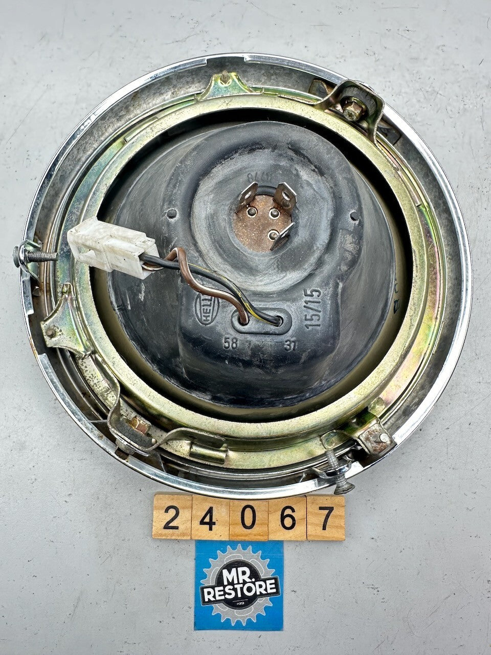 Triumph Speed Triple T300 Thunderbird Trident America - OEM Full Headlight Assy.