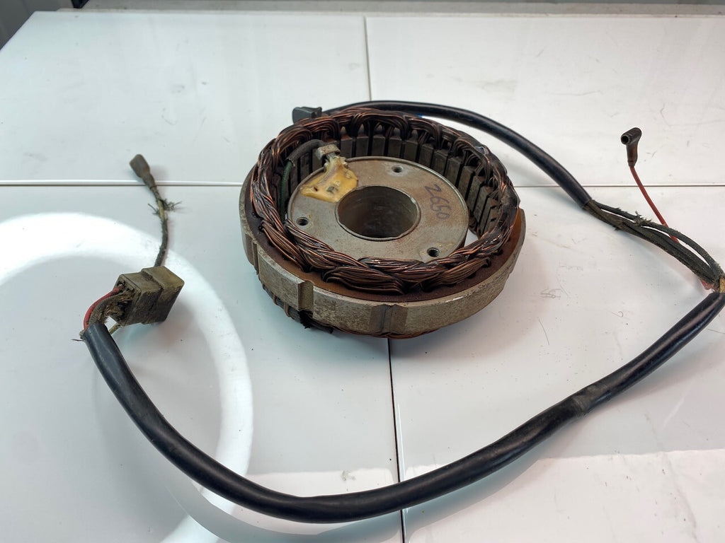 Kawasaki Z650 1977 Field Coil & Stator Yoke Assy 21077-005 & 21076-024
