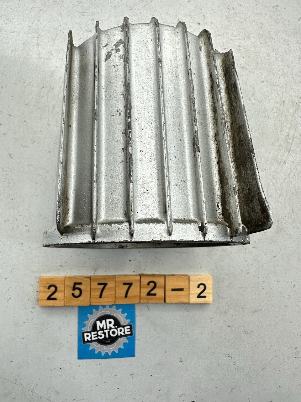 Honda CB650 '79-82' CB350 Oil Filter Case Cover 15411-426  15411-426-000