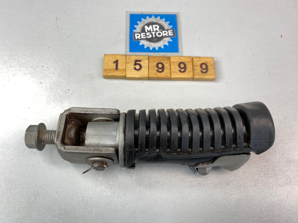 Honda CB250RS R/H Foot Rest 50630471000