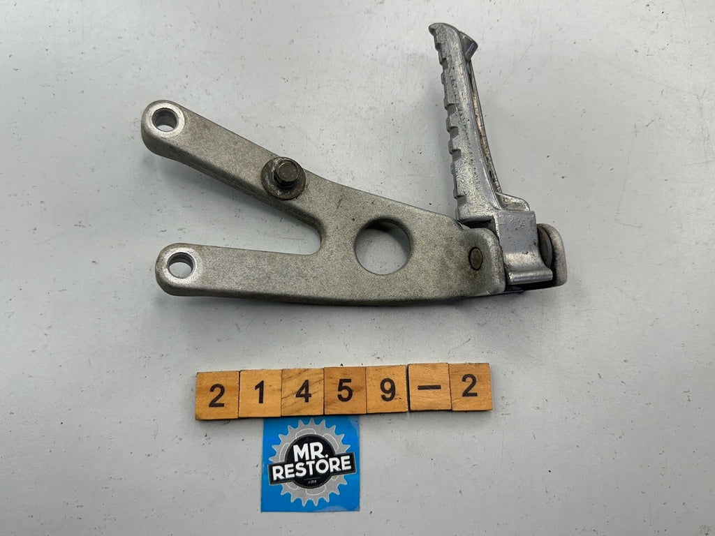 Yamaha TZR250 1KT 2MA Left Pillion Bracket & Footrest 1KT-2741L  1HX-27431