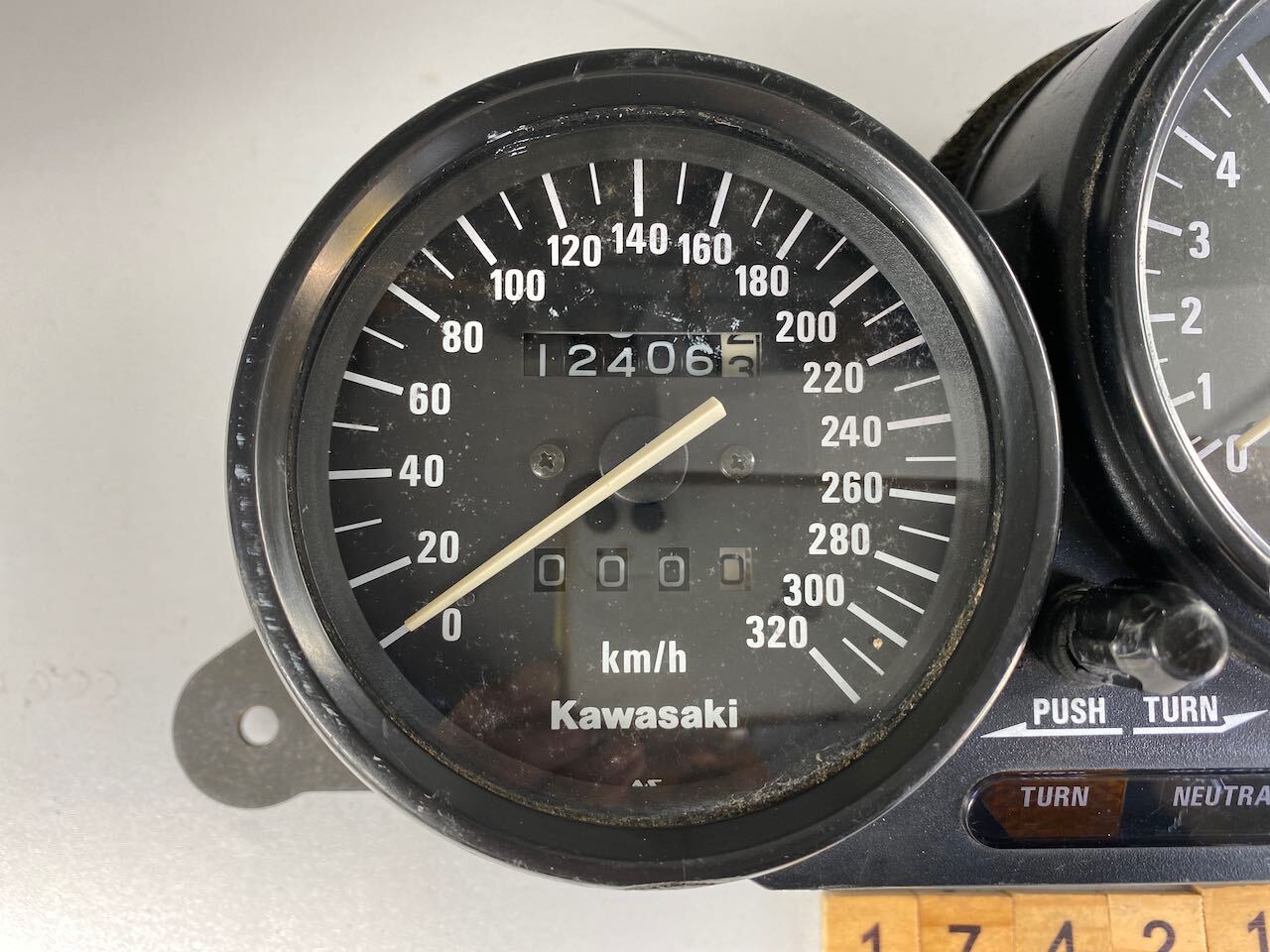 Kawasaki ZZR1100 Dashboard Instruments Meters KMH Tested (showing only 12,406ks)