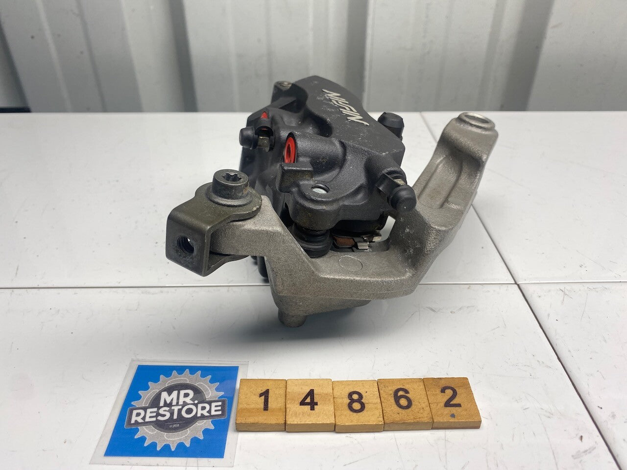 Honda CBR1100XX Blackbird Left Hand Front Brake Caliper 45150-MAT-E21