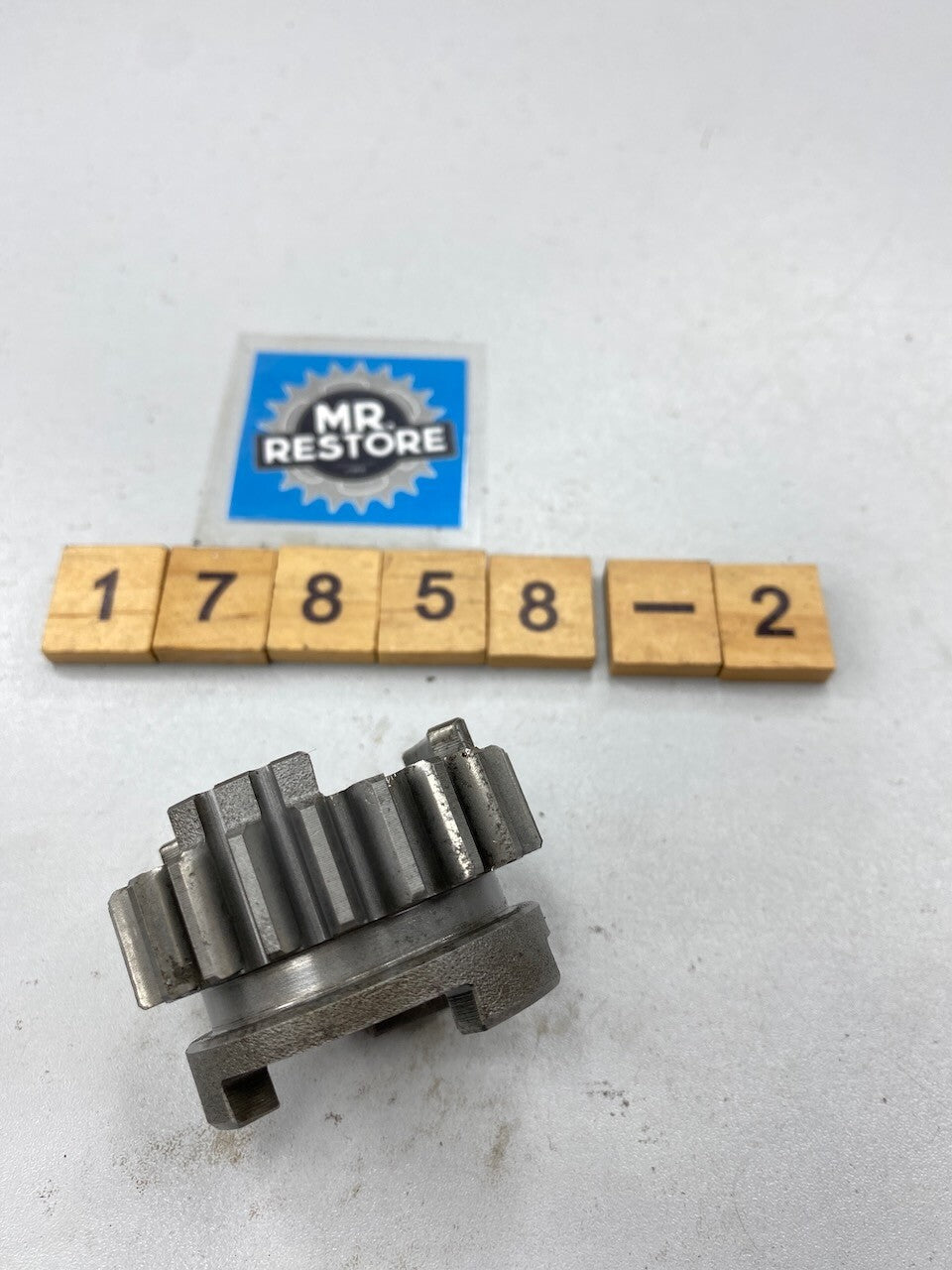 Yamaha SR500 SR400 XT500 TT500 Transmission 5th Wheel Gear 583-17251-01