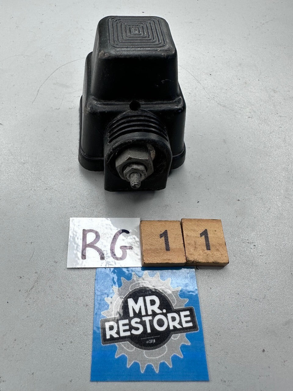 Suzuki RG500 RG400 Rear Indicator Shell