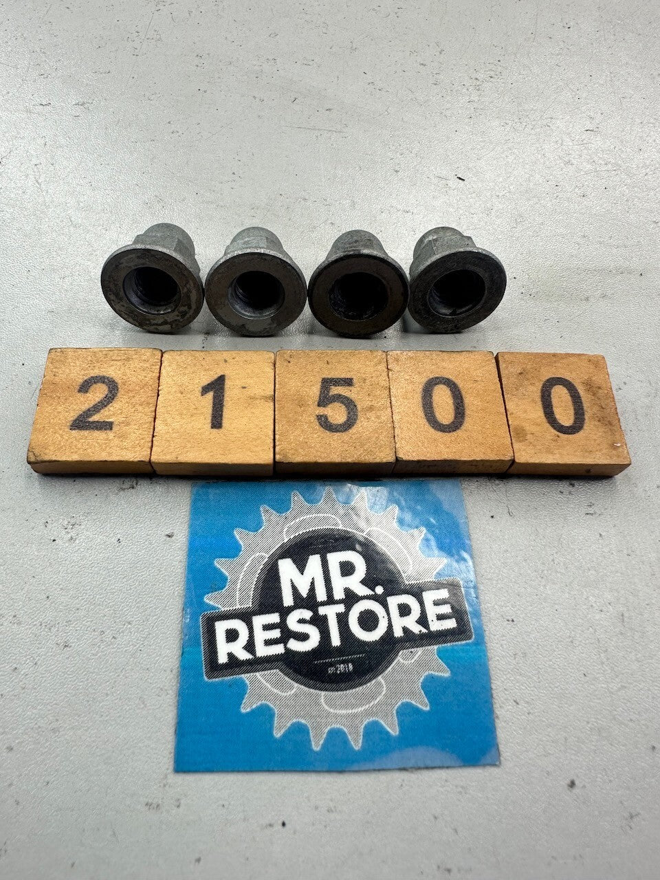 Yamaha TZR XVS RDLC RZ TZR YZ XV IT DT TTR TDR R1-Z Cylinder Head Crown Nut Set