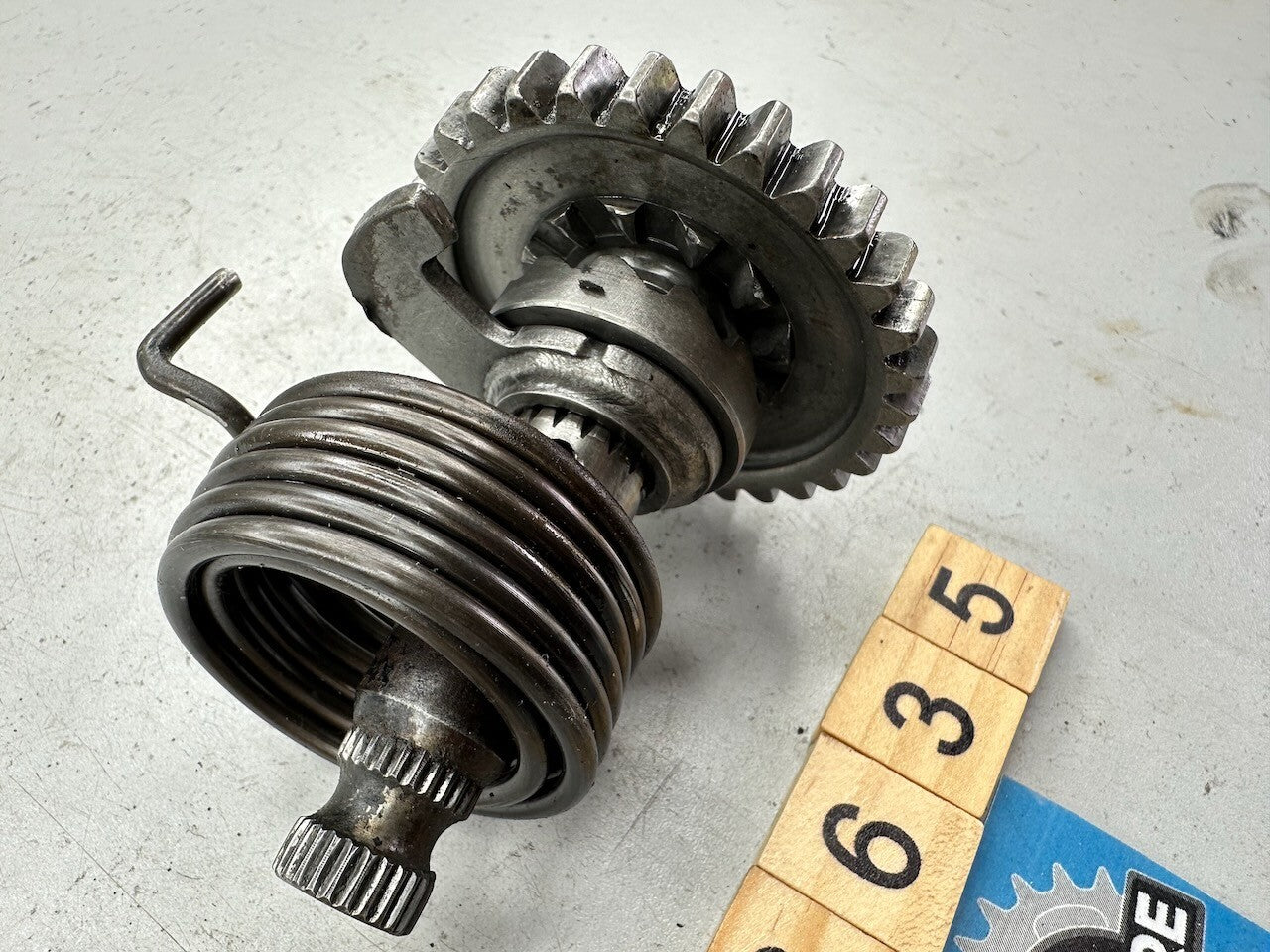 Kawasaki KX80 KX60 KDX80 Kick Start Assy. 13066-1027  92081-1434